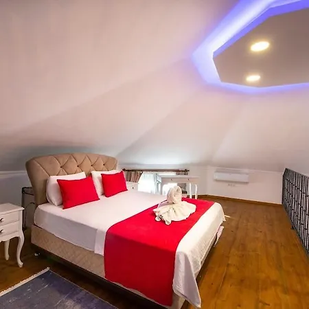 Lägenhetshotell Eftelya 3*
